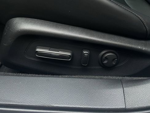 Used 2024 Honda Accord Touring image 10
