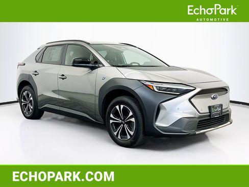 Used 2024 Subaru Solterra Premium image 1