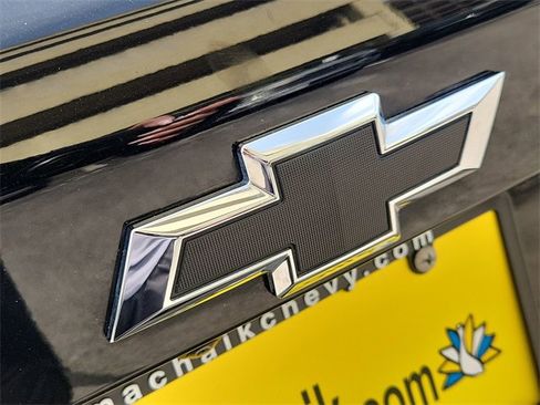 Used 2025 Chevrolet Equinox LT w/ Midnight Edition image 29