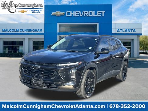 Used 2024 Chevrolet Trax ACTIV w/ Sunroof Package image 1