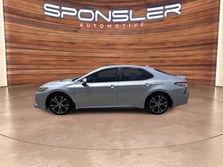 Used 2020 Toyota Camry SE w/ Convenience Package FWD video 2
