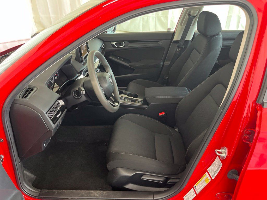 Used 2023 Honda Civic LX image 3