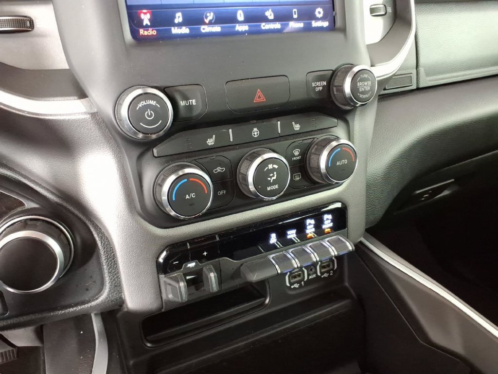 Used 2020 RAM 1500 Big Horn AWD/4WD image 23