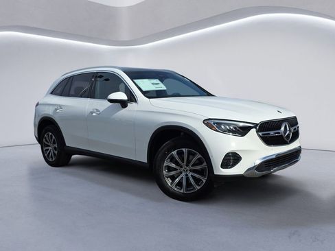 New 2026 Mercedes-Benz GLC 300 4MATIC image 2