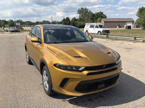 Used 2024 Dodge Hornet GT Plus AWD/4WD image 1