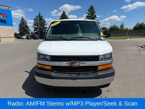 Used 2021 Chevrolet Express 3500 Extended w/ Driver Convenience Package RWD image 9