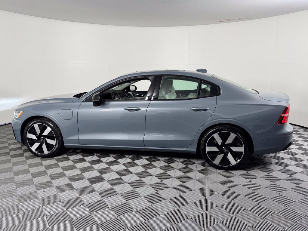 Certified 2024 Volvo S60 T8 Plus AWD/4WD image 11