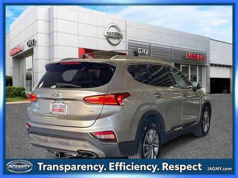 Used 2020 Hyundai Santa Fe Limited AWD/4WD image 6