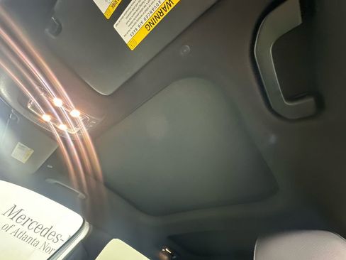 Used 2025 Mercedes-Benz GLB 250 image 7