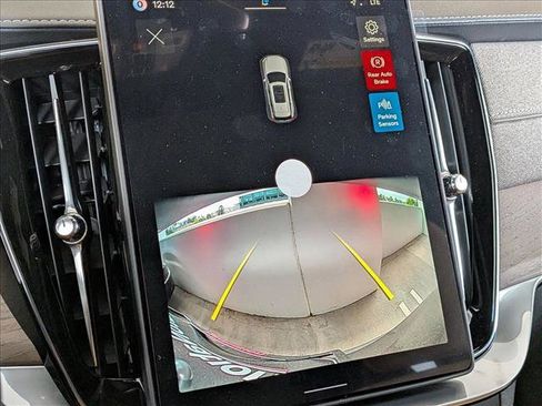 New 2026 Volvo XC90 B5 Core image 14