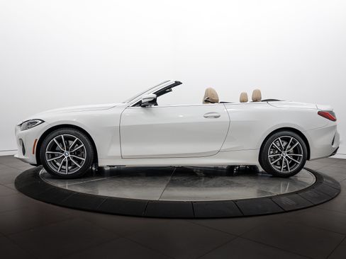 Used 2022 BMW 430i xDrive Convertible w/ Premium Package 2 AWD/4WD image 2