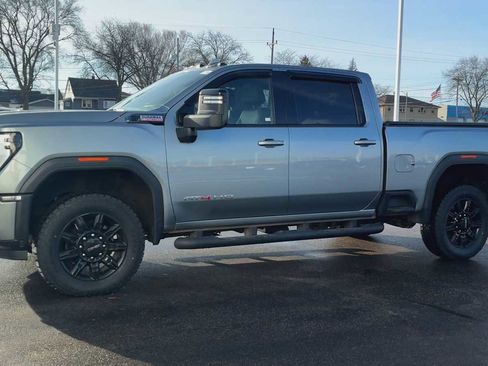 Used 2024 GMC Sierra 2500 AT4 w/ Max Trailering Package image 6