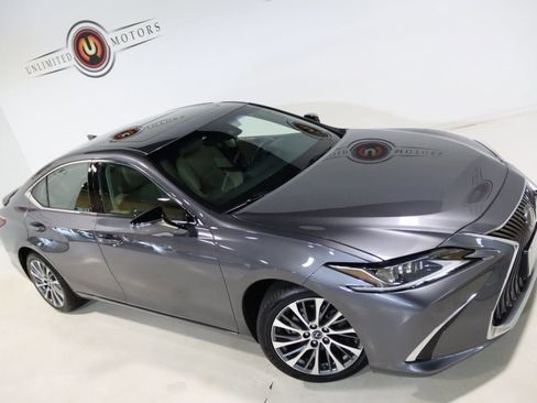 Used 2021 Lexus ES 250 w/ Premium Package image 7