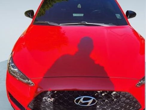 Used 2022 Hyundai Veloster N FWD image 18