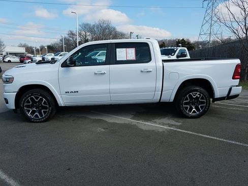 Used 2025 RAM 1500 Laramie w/ Sport Appearance Package AWD/4WD image 10
