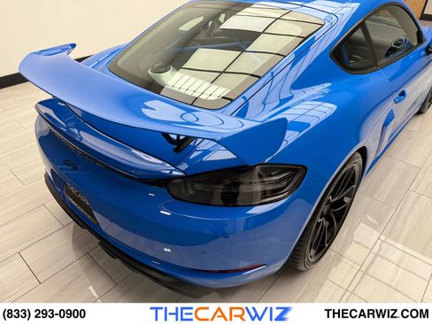 Used 2022 Porsche 718 Cayman GT4 image 21