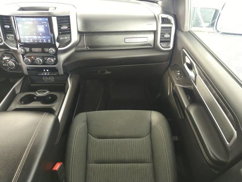 Used 2022 RAM 1500 Big Horn AWD/4WD image 15