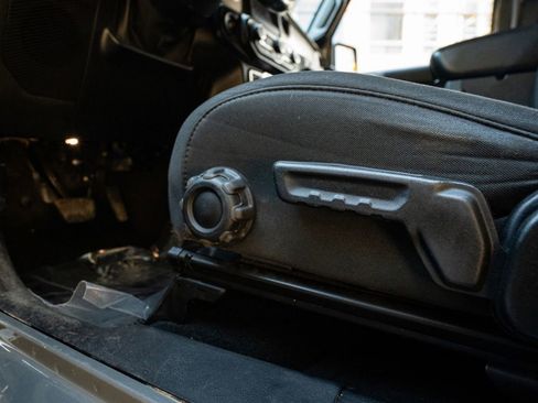 Used 2020 Jeep Wrangler Unlimited Sport S AWD/4WD image 27