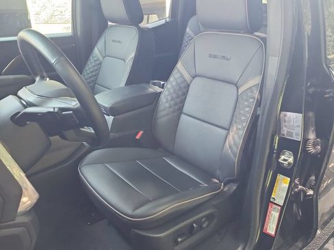 Certified 2025 GMC Canyon Denali AWD/4WD image 20