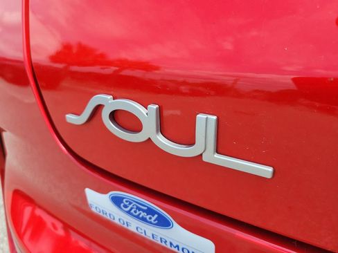 Used 2022 Kia Soul Turbo FWD image 8
