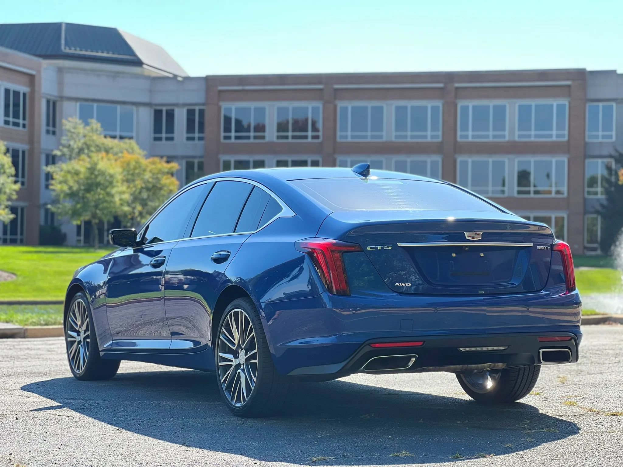 Used 2023 Cadillac CT5 Luxury AWD/4WD image 3
