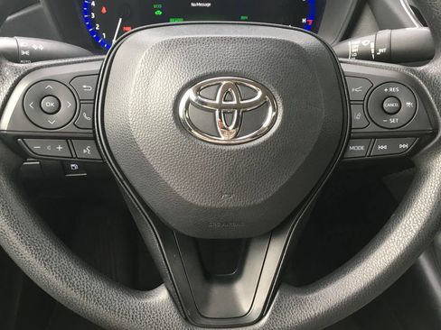 Used 2022 Toyota Corolla LE FWD image 13