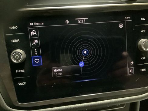 Used 2021 Volkswagen Tiguan SEL image 35