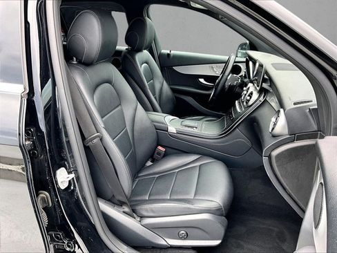 Used 2021 Mercedes-Benz GLC 300 image 9