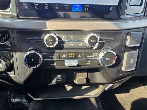 Used 2024 Ford F150 XLT AWD/4WD image 17