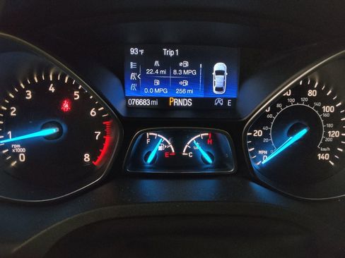 Used 2017 Ford Escape SE FWD image 23