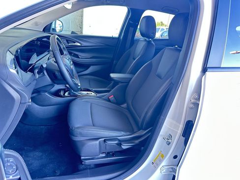 Used 2025 Buick Encore GX Preferred image 36