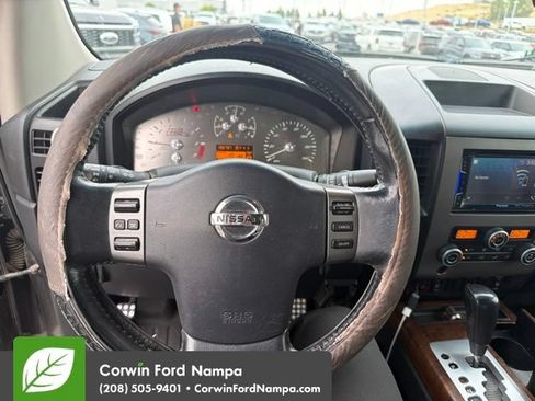 Used 2008 Nissan Titan LE AWD/4WD image 12