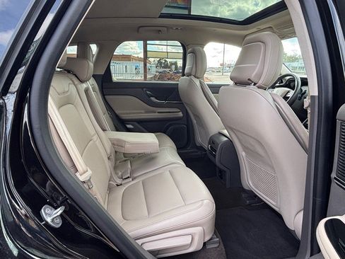 Used 2020 Lincoln Corsair FWD w/ Premium Package image 17