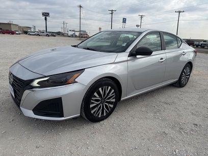 Used 2024 Nissan Altima 2.5 SV