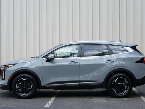 Used 2026 Kia Sportage EX AWD/4WD image 46