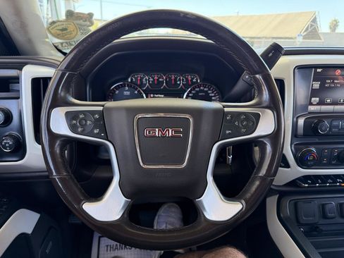 Used 2014 GMC Sierra 1500 SLT w/ SLT Crew Cab Value Package AWD/4WD image 19