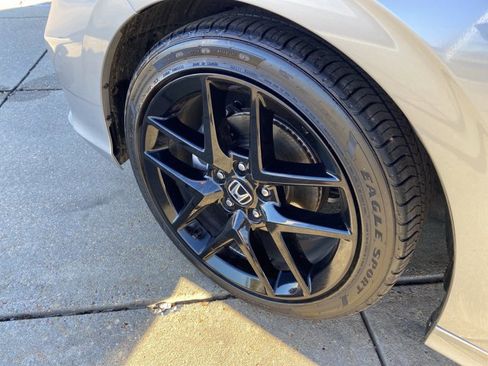 Used 2025 Honda Civic Sport image 24