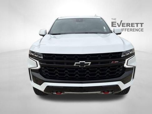 Used 2024 Chevrolet Tahoe Z71 w/ Luxury Package AWD/4WD image 2