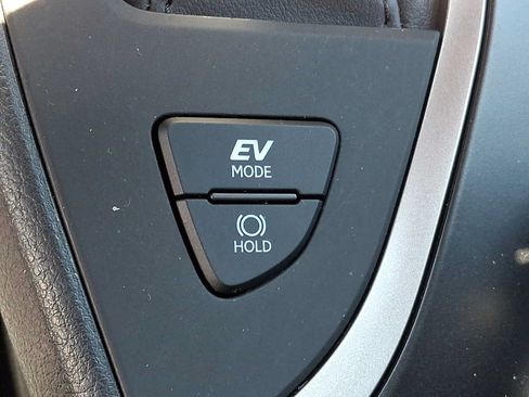 Used 2024 Lexus UX 250h AWD w/ Premium Package image 20