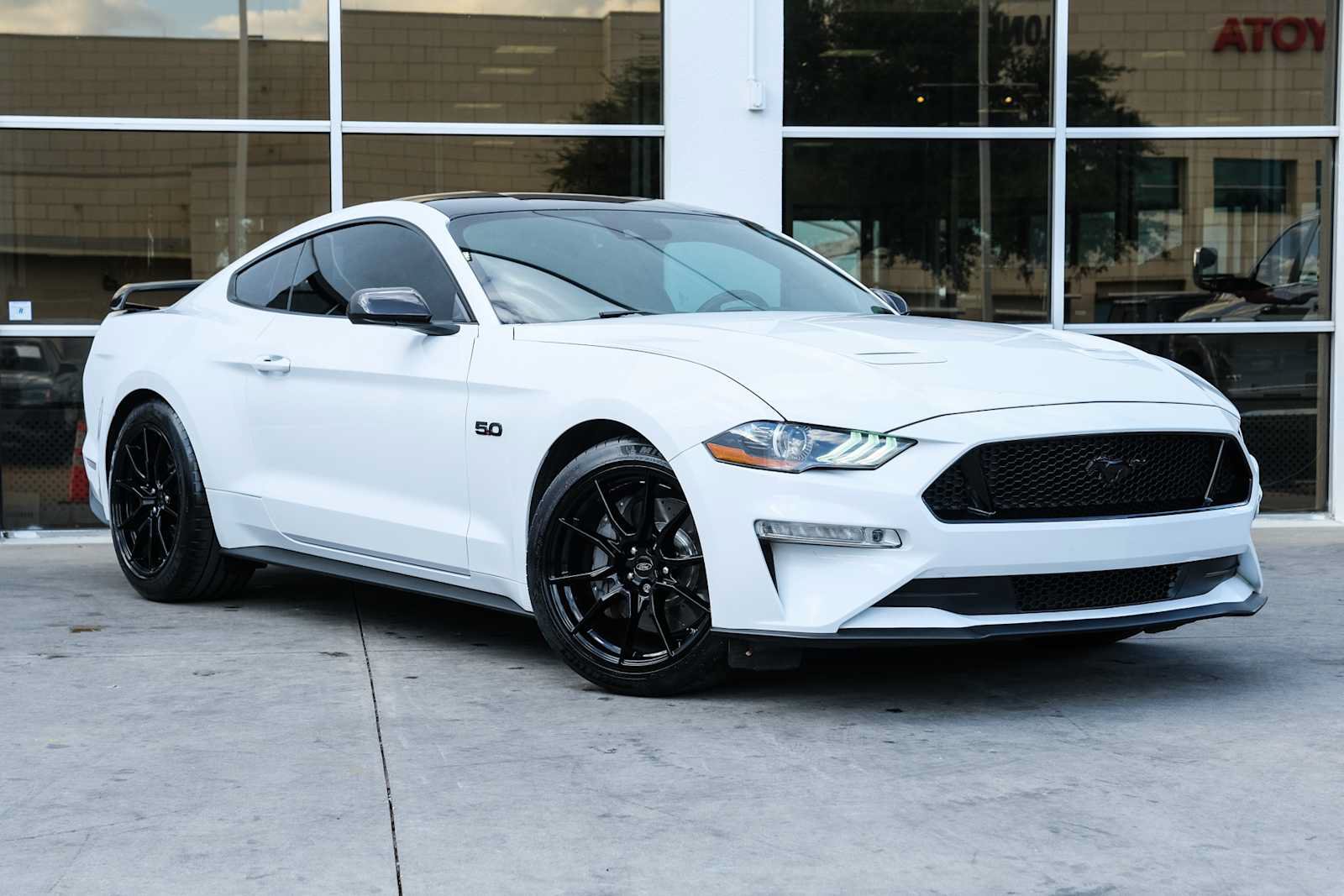 Used 2021 Ford Mustang GT w/ Equipment Group 301A RWD image 5