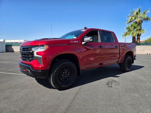Used 2024 Chevrolet Silverado 1500 LT Trail Boss AWD/4WD image 2