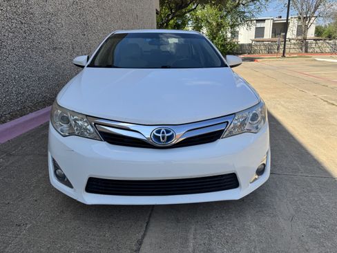 Used 2012 Toyota Camry XLE w/ Leather Pkg image 7