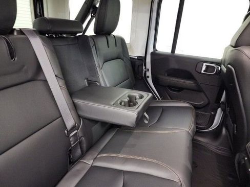 New 2024 Jeep Wrangler Unlimited Sahara AWD/4WD image 29