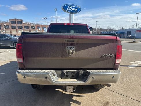 Used 2017 RAM 2500 Tradesman w/ Chrome Appearance Group image 5