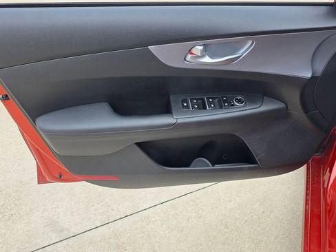 Used 2023 Kia Forte LXS image 24