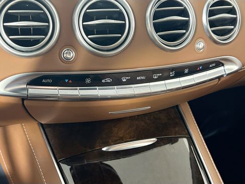 Used 2017 Mercedes-Benz S 550 Cabriolet image 16