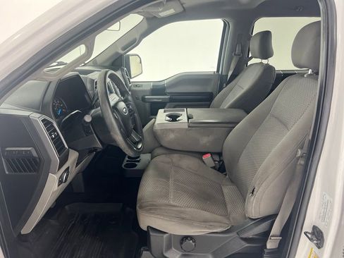 Used 2017 Ford F150 XLT RWD image 14