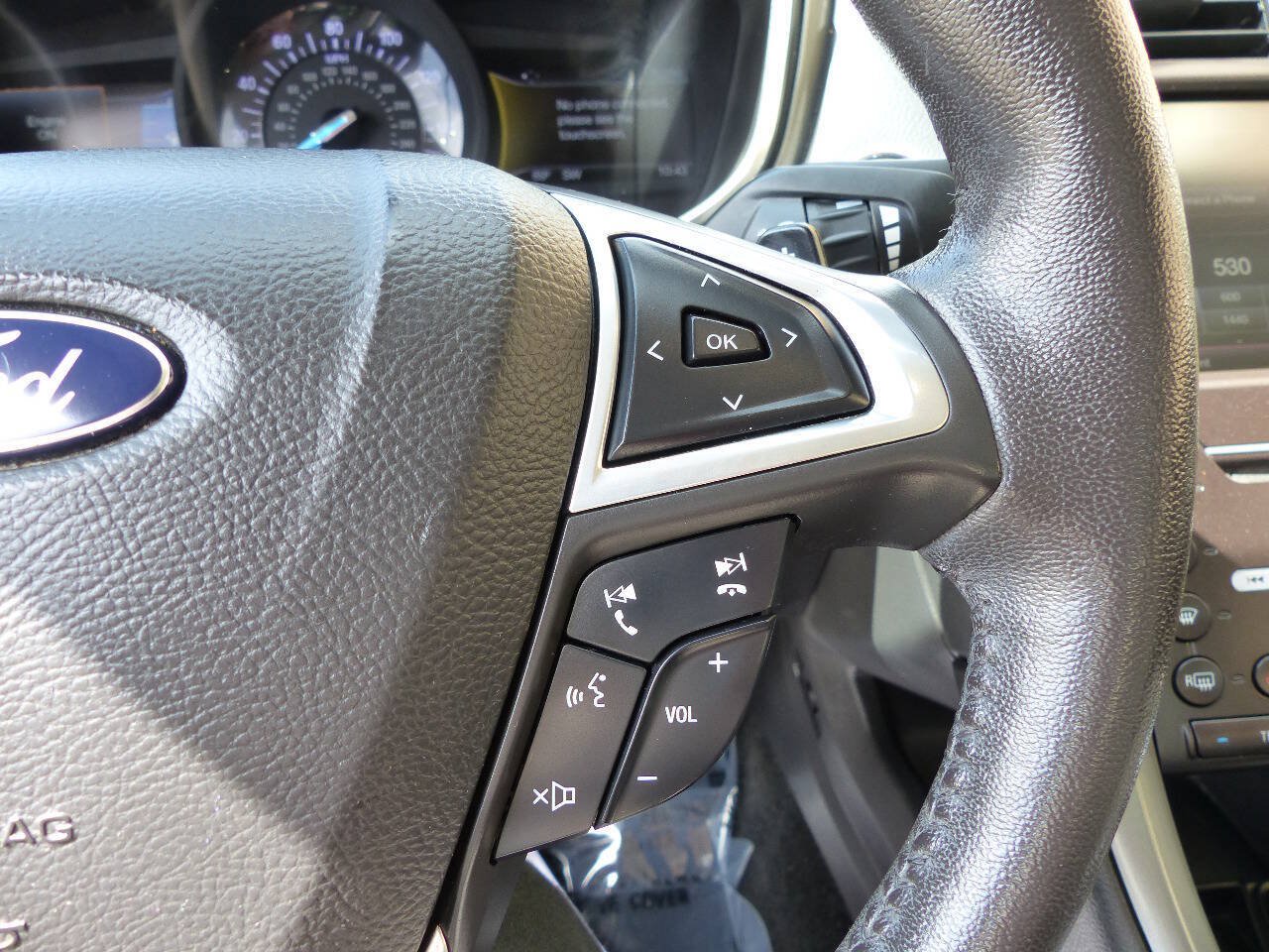 Used 2016 Ford Fusion Titanium FWD image 28