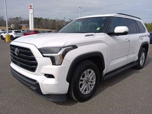 Used 2025 Toyota Sequoia SR5 image 7