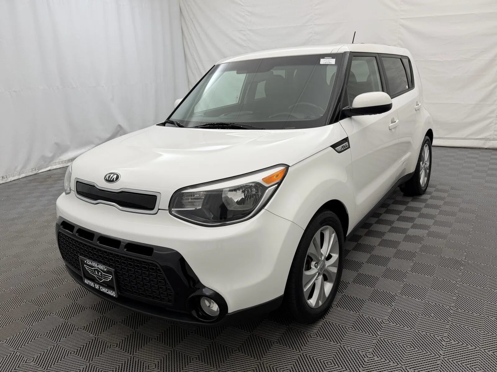 Used 2016 Kia Soul + w/ Audio Package FWD image 2